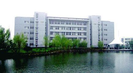 南京專科教育翹楚 信息技術(shù)領(lǐng)域的領(lǐng)跑者與全國五十強(qiáng)名校